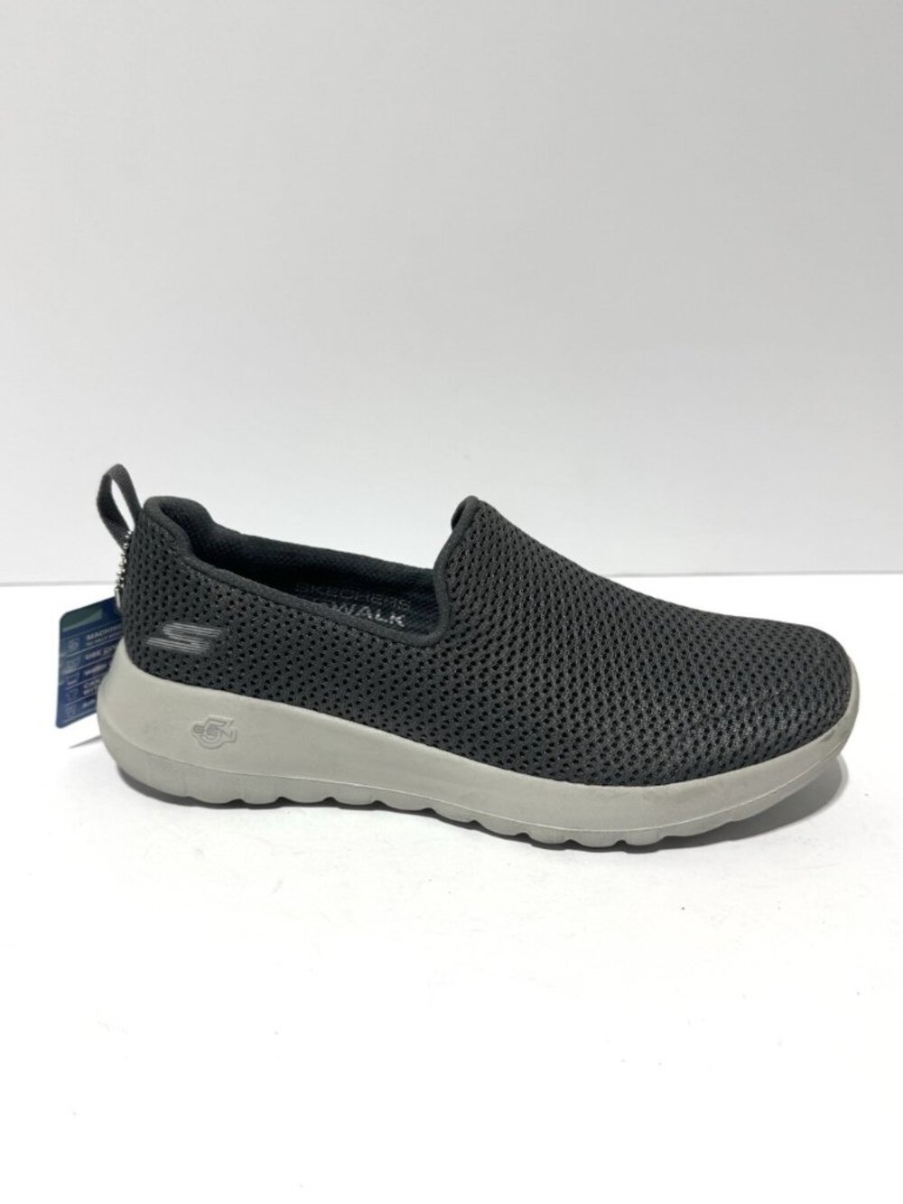 Skechers Womens GOwalk Joy Slip-On Sneakers, Size 6 M